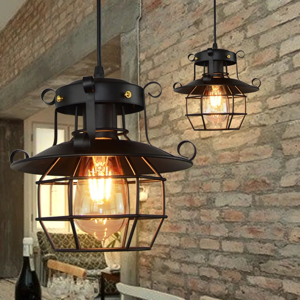 Industrial Retro Chandelier – Nostalgic Pendant Light